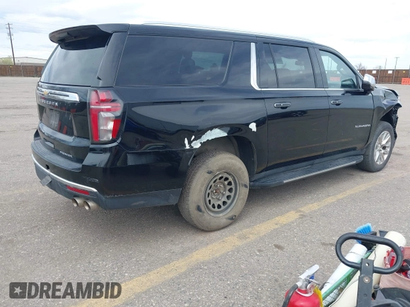 2023 Chevrolet Suburban Premier z VIN 1GNSKFKD3PR472907, wystawiony jako IAAI lot #41993577 z przebiegiem 33 653 mil mil oraz . Historia ofert i sprzedaży dostępna na DreamBid. Obrazek 4.