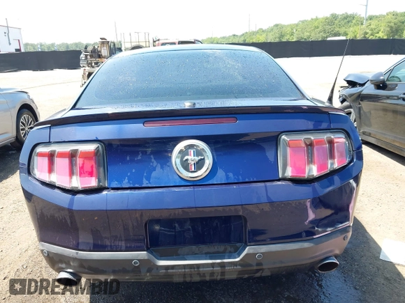 2012 Ford Mustang Premium с VIN 1ZVBP8AM1C5206257, выставлен на аукционе IAAI как лот 42568358 с пробегом 158 670 миль миль и . История ставок и продаж доступна на DreamBid. Изображение 16.