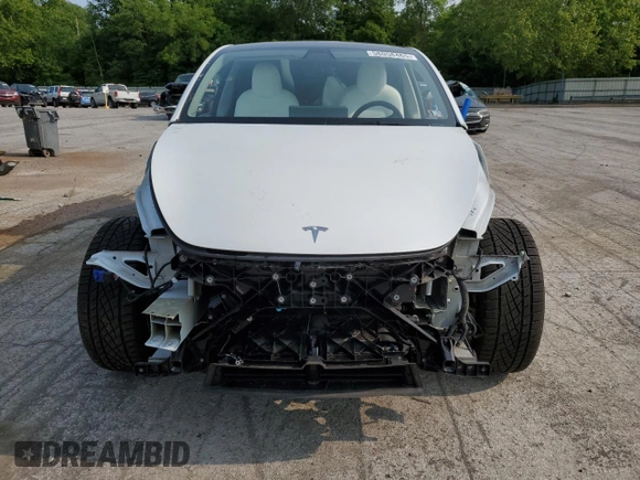 2022 Tesla Model Y Long Range z VIN 7SAYGDEE5NF355624, wystawiony jako Copart lot #58058465 z przebiegiem 33 784 mil mil oraz Szkoda całkowita • Salvage title. Historia ofert i sprzedaży dostępna na DreamBid. Obrazek 5.