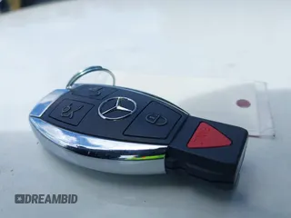 2017 Mercedes-Benz C 300 с VIN 55SWF4JB4HU206451, выставлен на аукционе IAAI как лот 42094778 с пробегом 76 046 миль миль и . История ставок и продаж доступна на DreamBid. Изображение 11.