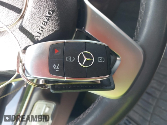 2020 Mercedes-Benz GLE 350 z VIN 4JGFB4KB4LA047648, wystawiony jako IAAI lot #42198106 z przebiegiem 53 148 mil mil oraz . Historia ofert i sprzedaży dostępna na DreamBid. Obrazek 11.