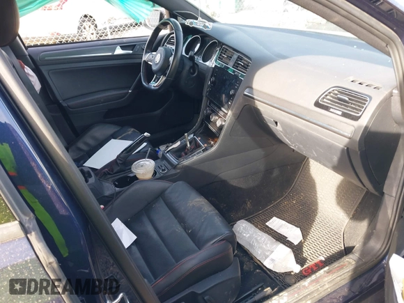2019 Volkswagen GTI S z VIN 3VW5T7AU9KM031316, wystawiony jako IAAI lot #41377435 z przebiegiem Nie podano mil oraz . Historia ofert i sprzedaży dostępna na DreamBid. Obrazek 5.