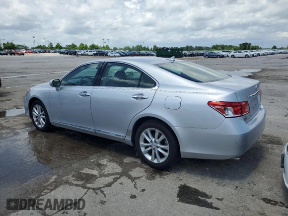 2012 Lexus ES 330 z VIN JTHBK1EG6C2474315, wystawiony jako Copart lot #57870335 z przebiegiem 123 062 mil mil oraz Czysty tytuł • Clean title. Historia ofert i sprzedaży dostępna na DreamBid. Obrazek 2.