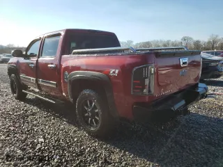 2007 Chevrolet Silverado 1500 LTZ with VIN 3GCEK13M67G511626, listed as a Copart auction lot 46937475 with 371,685 mi miles and Salvage Title. Bid and sale history available at carsss.com. Image 2.