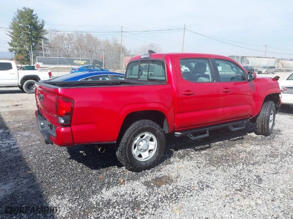 2018 Toyota Tacoma SR with VIN 5TFCZ5AN5JX156019, listed as a IAAI auction lot 38810875 with 76,805 mi miles. Bid and sale history available at carsss.com. Image 4.