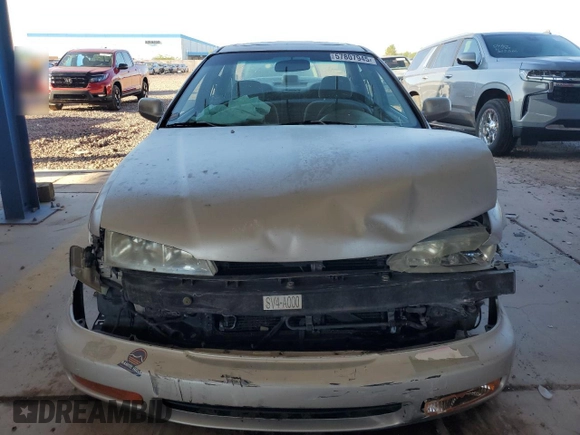 1997 Honda Accord Special Edition z VIN 1HGCD5603VA135630, wystawiony jako Copart lot #57807945 z przebiegiem 202 533 mil mil oraz Szkoda całkowita • Salvage title. Historia ofert i sprzedaży dostępna na DreamBid. Obrazek 5.