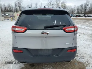 2018 Jeep Cherokee Latitude with VIN 1C4PJLCX3JD531239, listed as a Copart auction lot 41669245 with 113,998 mi miles and Clean title. Bid and sale history available at DreamBid. Image 6.