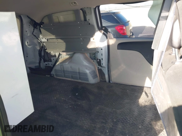 2015 Ram Cargo Van Tradesman with VIN 2C4JRGAG3FR680246, listed as a IAAI auction lot 40596096 with Not Provided miles and . Bid and sale history available at carsss.com. Image 8.