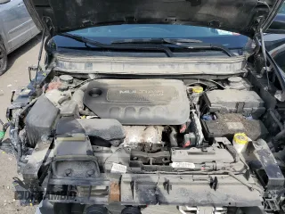 2018 Jeep Cherokee Latitude with VIN 1C4PJMCBXJD531877, listed as a Copart auction lot 49323624 with 85,275 mi miles and Salvage title. Bid and sale history available at DreamBid. Image 12.