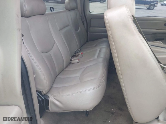 2004 GMC Sierra 1500 SLE with VIN 1GTEC19T74Z107029, listed as a IAAI auction lot 41977766 with 169,113 mi miles. Bid and sale history available at carsss.com. Image 8.