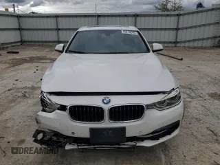 2017 BMW 3 Series 330i xDrive with VIN WBA8D9G5XHNT91599, listed as a Copart auction lot 55810245 with 88,250 mi miles and Salvage title. Bid and sale history available at DreamBid. Image 5.