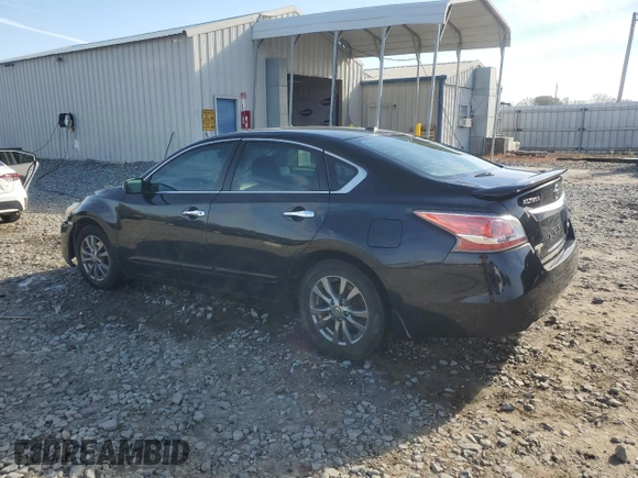 2015 Nissan Altima 2.5 S with VIN 1N4AL3AP2FC477793, listed as a Copart auction lot 84823164 with 287,516 mi miles and Salvage Title. Bid and sale history available at carsss.com. Image 2.