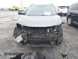 2015 Nissan Rogue SL with VIN 5N1AT2MT7FC863361, listed as a IAAI auction lot 41282002 with 145,914 mi miles. Bid and sale history available at carsss.com. Image 13.
