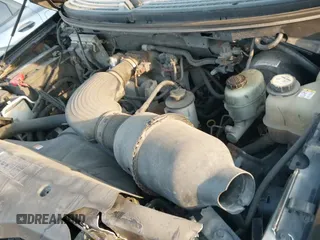 2006 Ford F-150 XL с VIN 1FTRF14W26NA53532, выставлен на аукционе IAAI как лот 41792110 с пробегом 115 264 миль миль и . История ставок и продаж доступна на DreamBid. Изображение 19.