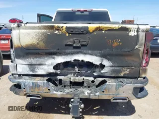 2024 Chevrolet Silverado 1500 LTZ with VIN 3GCUDGE83RG384944, listed as a IAAI auction lot 41837124 with 24,772 mi miles and . Bid and sale history available at DreamBid. Image 6.