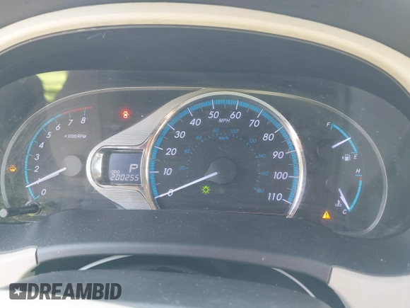 2014 Toyota Sienna Limited with VIN 5TDDK3DC0ES091826, listed as a IAAI auction lot 42112113 with 200,255 mi miles and . Bid and sale history available at DreamBid. Image 7.