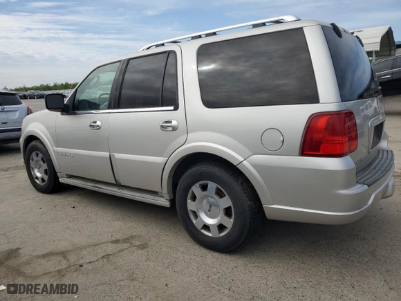 2006 Lincoln Navigator Luxury with VIN 5LMFU285X6LJ16221, listed as a Copart auction lot 48635145 with 196,230 mi miles and Clean Title. Bid and sale history available at carsss.com. Image 2.