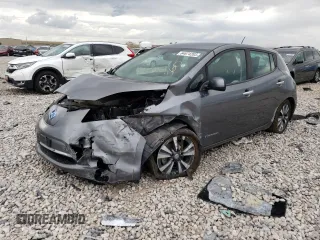 2015 Nissan LEAF SV with VIN 1N4AZ0CP6FC332833, listed as a Copart auction lot 64674203 with 67,873 mi miles. Bid and sale history available at carsss.com. Image 1.
