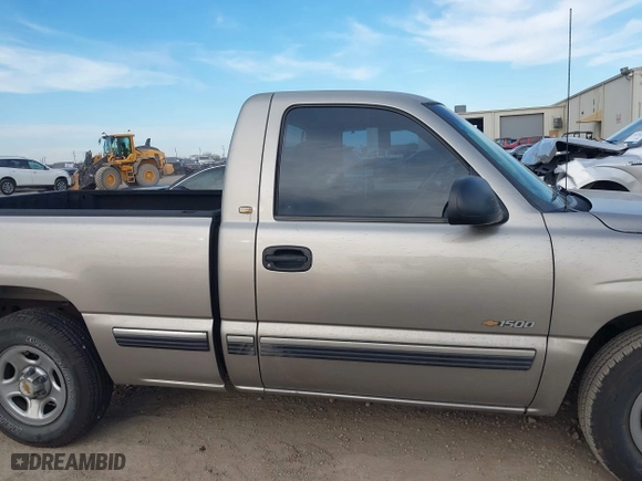 2000 Chevrolet Silverado 1500 with VIN 1GCEC14W6YZ361158, listed as a IAAI auction lot 41682163 with 167,069 mi miles. Bid and sale history available at carsss.com. Image 13.