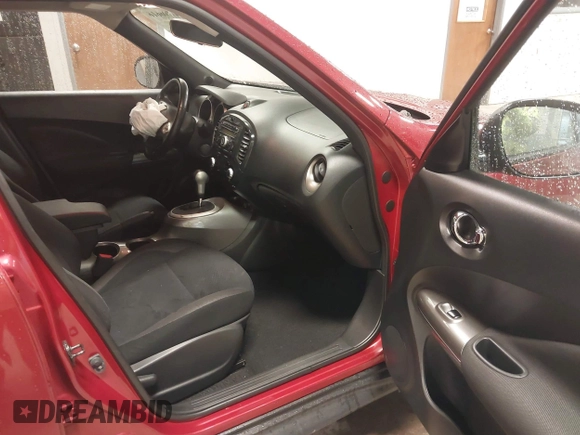 2013 Nissan Juke S with VIN JN8AF5MR2DT218085, listed as a IAAI auction lot 41706616 with 78,067 mi miles. Bid and sale history available at carsss.com. Image 5.