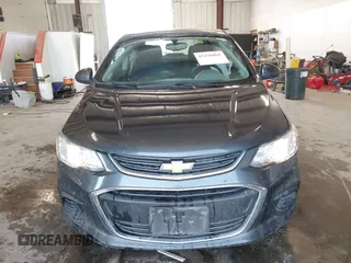 2019 Chevrolet Sonic LT z VIN 1G1JD5SB7K4107202, wystawiony jako IAAI lot #42430865 z przebiegiem 81 359 mil mil oraz . Historia ofert i sprzedaży dostępna na DreamBid. Obrazek 12.