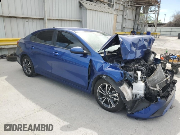 2024 Kia Forte LXS with VIN 3KPF24AD7RE731204, listed as a Copart auction lot 49505455 with 27,688 mi miles and Salvage Title. Bid and sale history available at carsss.com. Image 4.