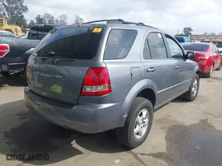 2006 Kia Sorento LX with VIN KNDJD733665553545, listed as a IAAI auction lot 41916372 with 1 mi miles. Bid and sale history available at carsss.com. Image 4.