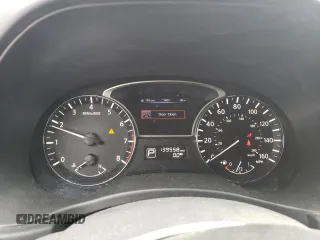 2014 Nissan Pathfinder S with VIN 5N1AR2MM3EC672574, listed as a Copart auction lot 60650325 with 139,558 mi miles and Salvage title. Bid and sale history available at DreamBid. Image 9.