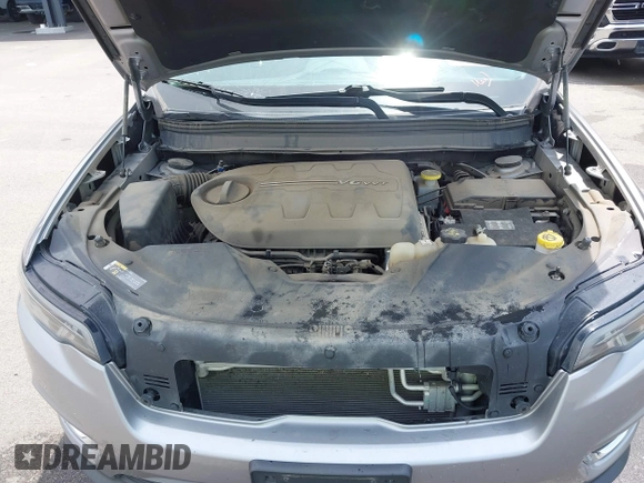 2019 Jeep Cherokee Limited with VIN 1C4PJMDX1KD437169, listed as a IAAI auction lot 42389910 with 70,357 mi miles and . Bid and sale history available at DreamBid. Image 10.