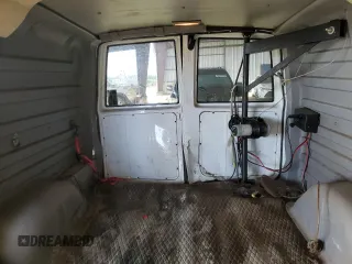 2005 Chevrolet Astro Cargo z VIN 1GCDM19X85B130065, wystawiony jako Copart lot #52392615 z przebiegiem 160 950 mil mil oraz Szkoda całkowita • Salvage title. Historia ofert i sprzedaży dostępna na DreamBid. Obrazek 10.