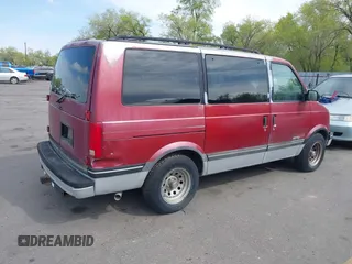 1994 Chevrolet Astro with VIN 1GNEL19W5RB176819, listed as a IAAI auction lot 42116566 with 179,027 mi miles. Bid and sale history available at carsss.com. Image 4.
