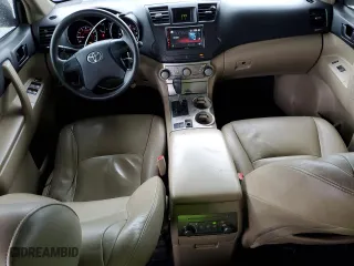 2011 Toyota Highlander with VIN 5TDZK3EH7BS043428, listed as a Copart auction lot 48372915 with 115,646 mi miles and Salvage Title. Bid and sale history available at carsss.com. Image 8.