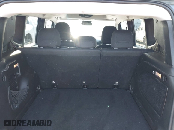 2016 Jeep Renegade Latitude with VIN ZACCJBBT6GPD66773, listed as a IAAI auction lot 41946572 with 156,505 mi miles. Bid and sale history available at carsss.com. Image 18.