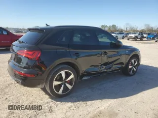 2024 Audi Q5 S line Premium Plus with VIN WA1EAAFY2R2050674, listed as a Copart auction lot 47789555 with 2,275 mi miles and Salvage Title. Bid and sale history available at carsss.com. Image 3.
