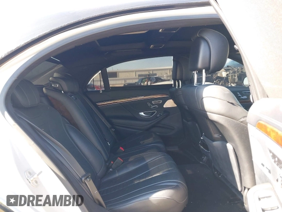 2014 Mercedes-Benz S 550 z VIN WDDUG8FB9EA048639, wystawiony jako IAAI lot #41399607 z przebiegiem 100 186 mil mil oraz . Historia ofert i sprzedaży dostępna na DreamBid. Obrazek 8.
