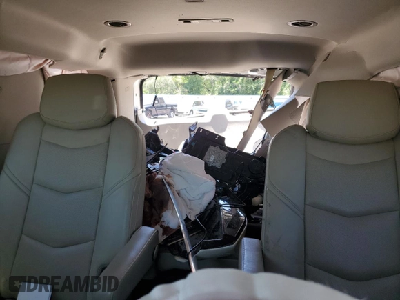 2015 Cadillac Escalade Luxury z VIN 1GYS3BKJ5FR248843, wystawiony jako Copart lot #57482935 z przebiegiem 128 377 mil mil oraz Szkoda całkowita • Salvage title. Historia ofert i sprzedaży dostępna na DreamBid. Obrazek 10.