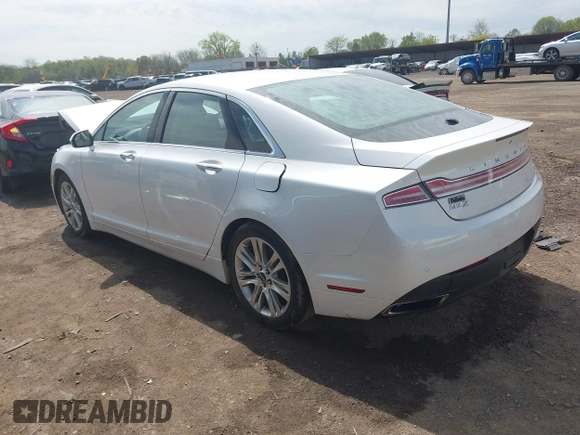 2016 Lincoln MKZ with VIN 3LN6L2G94GR633849, listed as a IAAI auction lot 42157808 with 118,678 mi miles and . Bid and sale history available at carsss.com. Image 3.