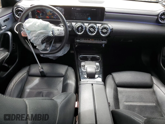 2020 Mercedes-Benz CLA 250 z VIN WDD5J4HB4LN033919, wystawiony jako Copart lot #57874365 z przebiegiem 73 086 mil mil oraz Szkoda całkowita • Salvage title. Historia ofert i sprzedaży dostępna na DreamBid. Obrazek 8.