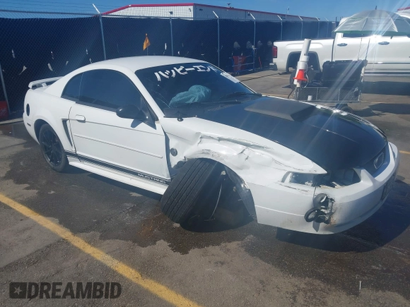 2004 Ford Mustang Standard z VIN 1FAFP40654F229283, wystawiony jako IAAI lot #42309648 z przebiegiem 164 610 mil mil oraz . Historia ofert i sprzedaży dostępna na DreamBid. Obrazek 1.