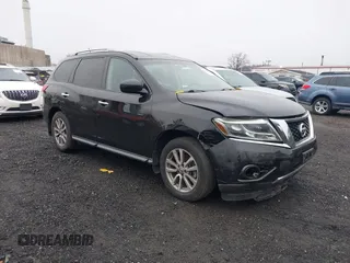 2014 Nissan Pathfinder Platinum with VIN 5N1AR2MM2EC710053, listed as a IAAI auction lot 41063709 with 61,310 mi miles and . Bid and sale history available at carsss.com. Image 1.