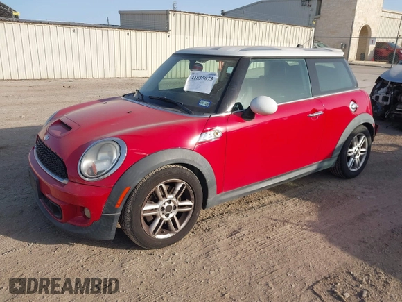 2013 MINI Hardtop S with VIN WMWSV3C56DT392499, listed as a IAAI auction lot 41855073 with 55,403 mi miles and . Bid and sale history available at DreamBid. Image 2.
