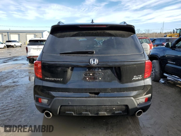 2022 Honda Passport Elite z VIN 5FNYF8H02NB012275, wystawiony jako Copart lot #46229325 z przebiegiem 15 327 mil mil oraz Szkoda całkowita • Salvage title. Historia ofert i sprzedaży dostępna na DreamBid. Obrazek 6.