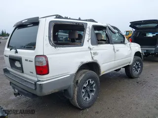 1999 Toyota 4Runner SR5 with VIN JT3HN86R1X0225292, listed as a IAAI auction lot 41848716 with 304,978 mi miles. Bid and sale history available at carsss.com. Image 4.