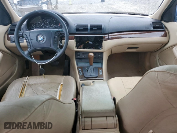 2000 BMW 3 Series 323i with VIN WBAAM3347YCA92579, listed as a Copart auction lot 60823235 with 216,510 mi miles and Salvage title. Bid and sale history available at DreamBid. Image 8.
