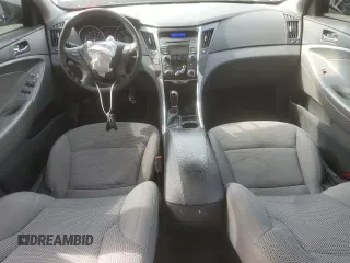 2013 Hyundai Sonata GLS z VIN 5NPEB4AC6DH541594, wystawiony jako Copart lot #56719425 z przebiegiem 114 988 mil mil oraz Szkoda całkowita • Salvage title. Historia ofert i sprzedaży dostępna na DreamBid. Obrazek 8.