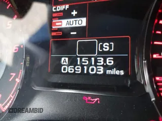 2015 Subaru WRX STI z VIN JF1VA2P65F9824661, wystawiony jako IAAI lot #42623315 z przebiegiem 69 103 mil mil oraz . Historia ofert i sprzedaży dostępna na DreamBid. Obrazek 15.