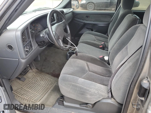 2003 Chevrolet Silverado 1500 LS with VIN 1GCEC19T23E314224, listed as a Copart auction lot 44704185 with 195,422 mi miles and Salvage Title. Bid and sale history available at DreamBid. Image 7.