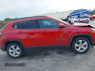 2018 Jeep Compass Latitude with VIN 3C4NJCBB1JT469511, listed as a IAAI auction lot 41609600 with 44,985 mi miles and . Bid and sale history available at carsss.com. Image 13.