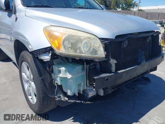2006 Toyota RAV4 Limited with VIN JTMZK31V265001207, listed as a IAAI auction lot 42677270 with 176,761 mi miles and . Bid and sale history available at DreamBid. Image 20.