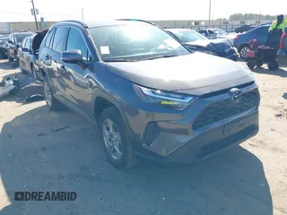 2023 Toyota RAV4 XLE with VIN 2T3W1RFV4PW299898, listed as a IAAI auction lot 41640181 with 31,455 mi miles. Bid and sale history available at carsss.com. Image 1.